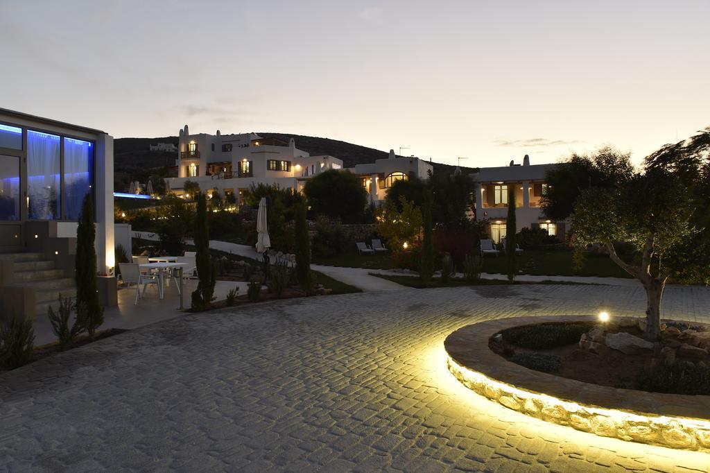 باروس Naoussa Hills Boutique Resort- Adults Only المظهر الخارجي الصورة